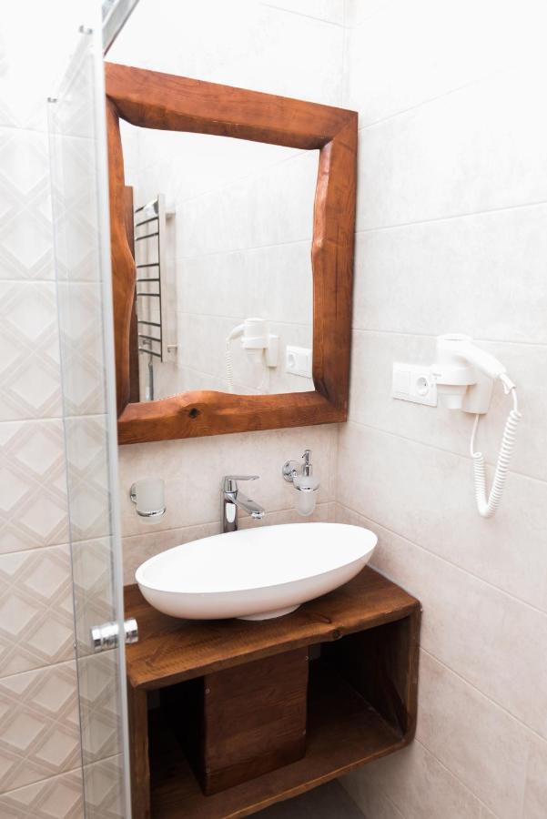 Golden Park Apartments Umanʼ Екстериор снимка