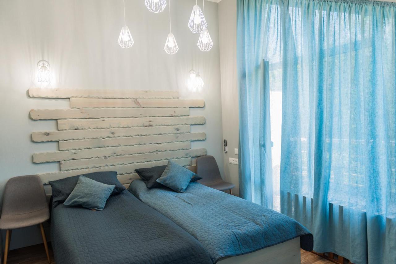 Golden Park Apartments Umanʼ Екстериор снимка